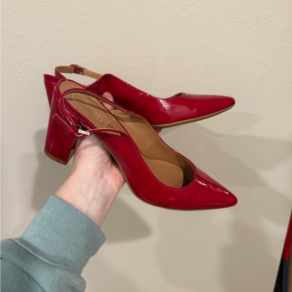 Calvin Klein Glossy Red Heels 7.5 - Picture 3 of 6